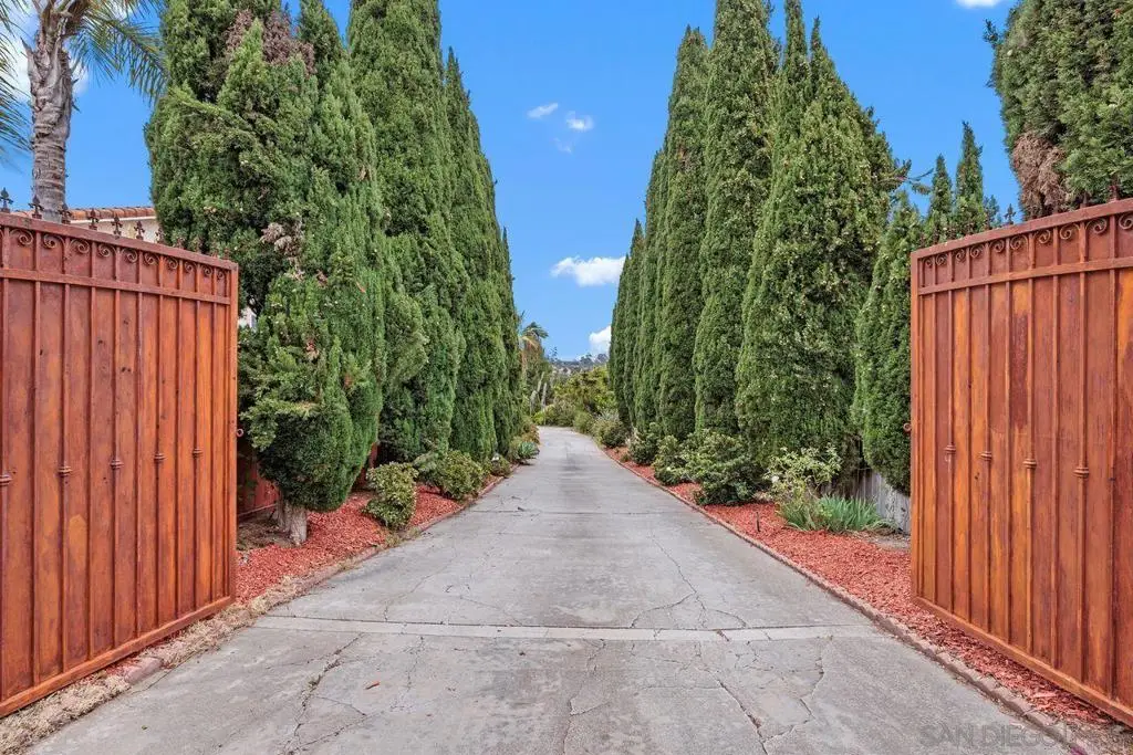 2238 Oceanview Rd, Oceanside, CA 92056 - Image #1