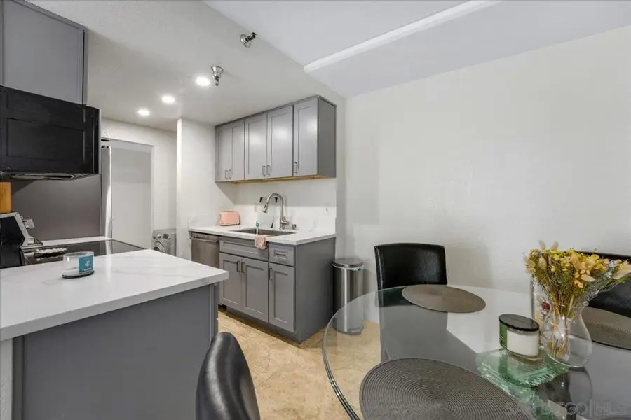 1333 8th Avenue #403, San Diego, CA 92101 - Image #3