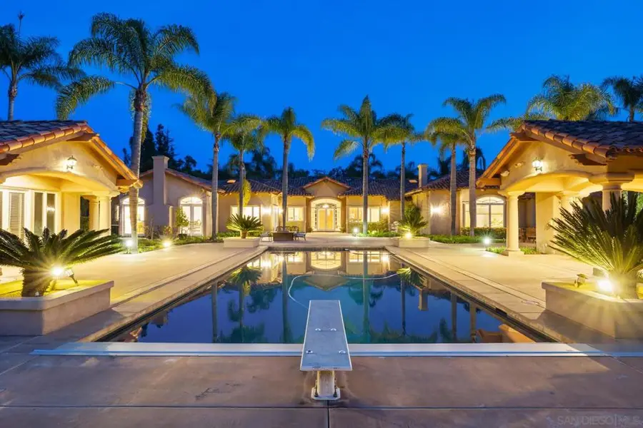 18050 Rancho La Cima Corte, Rancho Santa Fe, CA 92067 - #2
