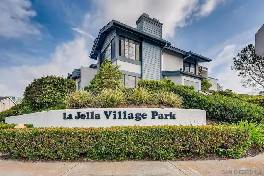 4044 Crystal Dawn Ln #103, San Diego, CA 92122 - Image #2