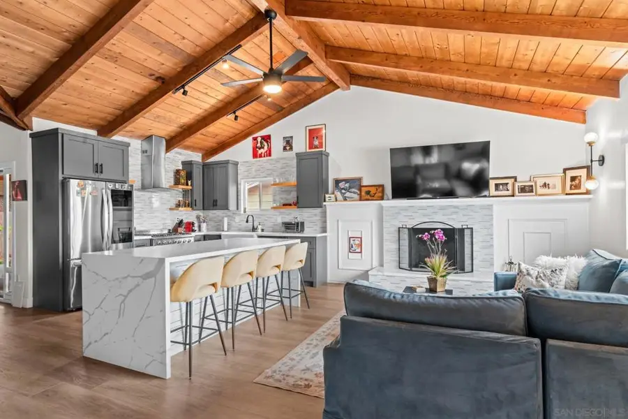 5209 Foothill Blvd, San Diego, CA 92109 - #2