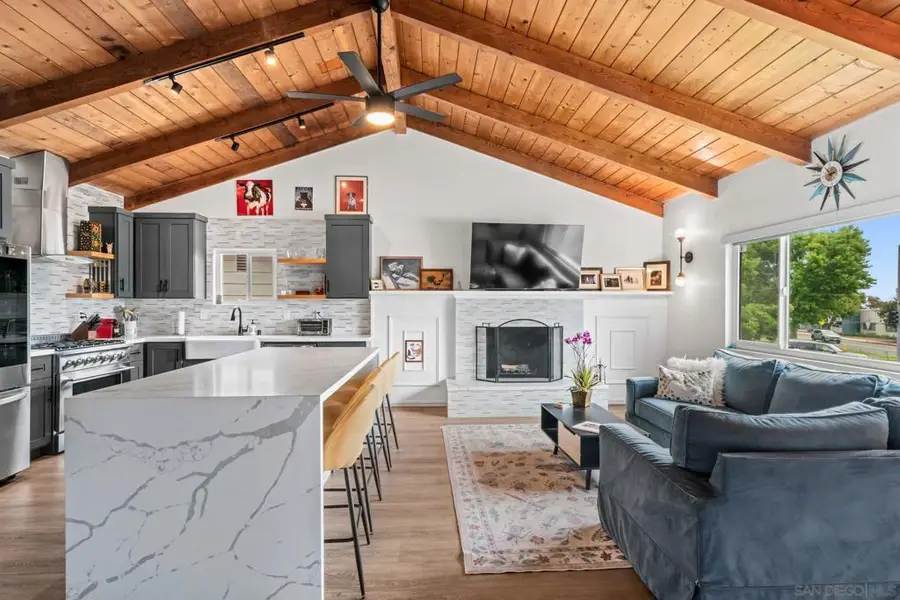 5209 Foothill Blvd, San Diego, CA 92109 - #3