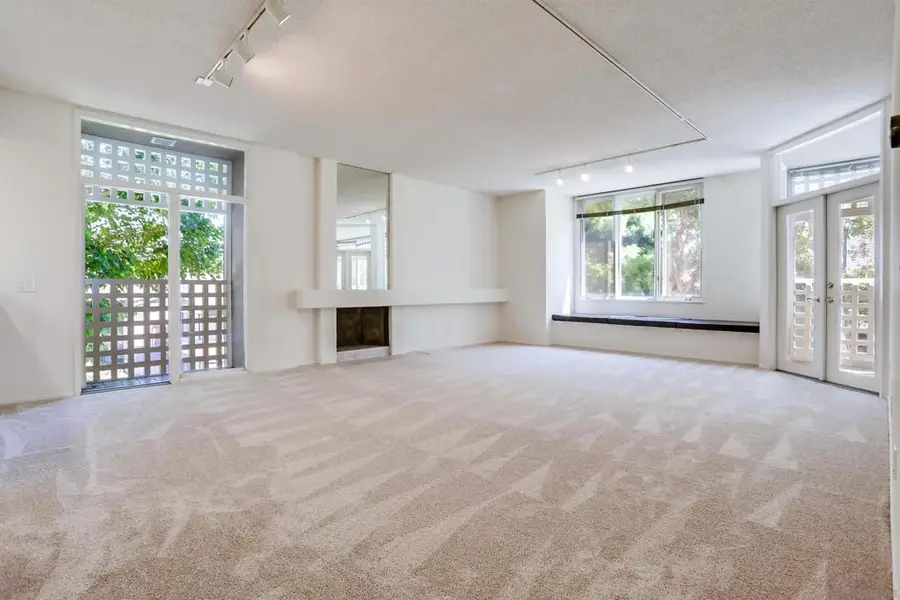 4018 Nobel Dr #201, San Diego, CA 92122 - Image #3