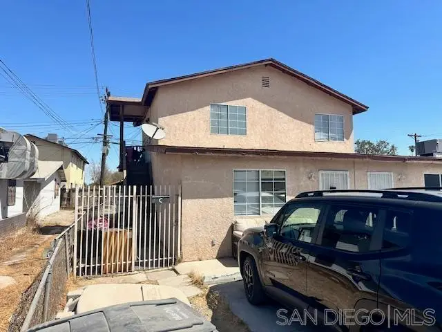 737 Renaud Ct, Calexico, CA 92231 - Image #2