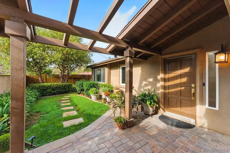 2261 Garfield, San Diego, CA 92110 - Image #3