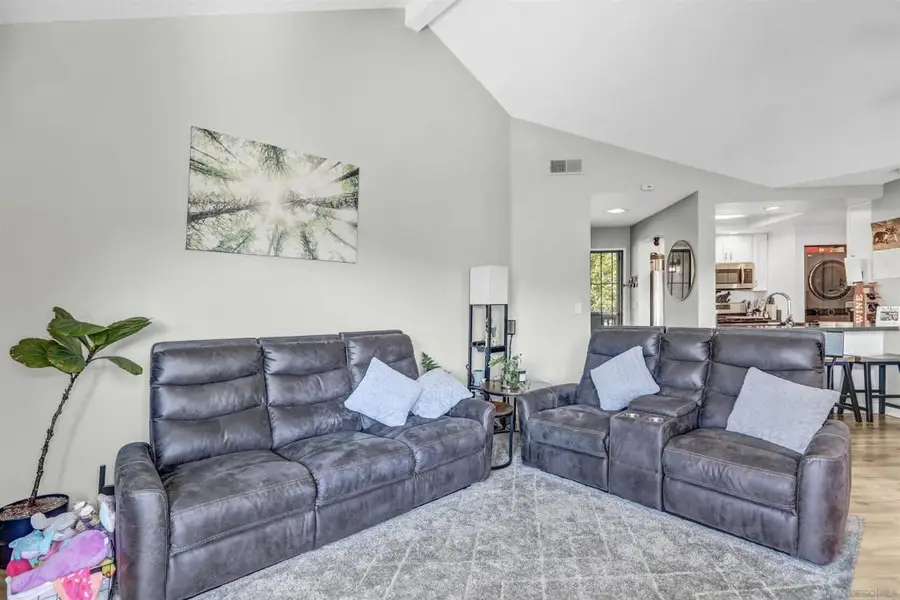 3049 Golden Oak Way, Spring Valley, CA 91978 - Image #2