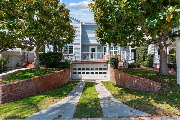 736 F Ave #3, Coronado, CA 92118