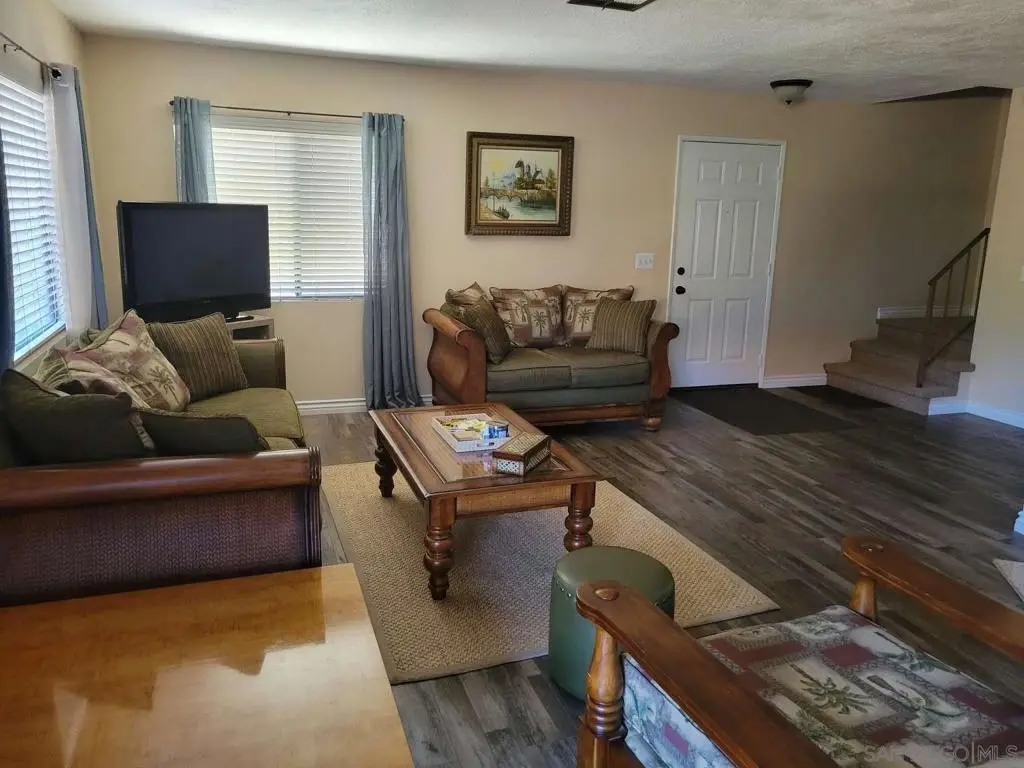 1433 Kauai St, West Covina, CA 91792 - #1