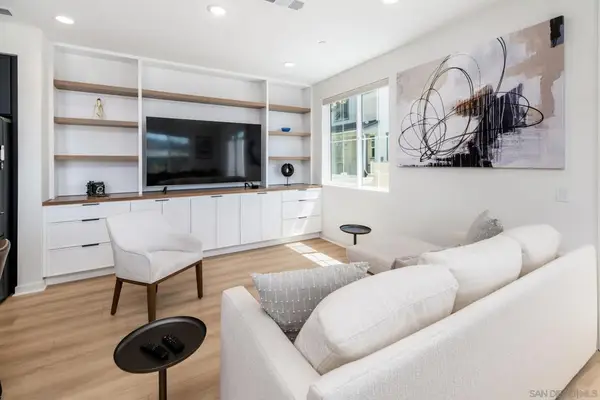 32395 Tannat Dr, Temecula, CA 92591