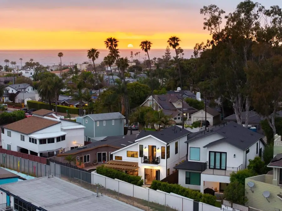 623 Colima St, La Jolla, CA 92037 - Image #3