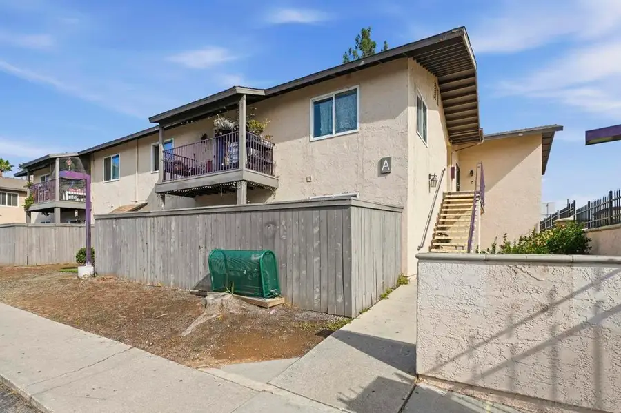 240 W Lincoln Ave #8, Escondido, CA 92026 - Image #2