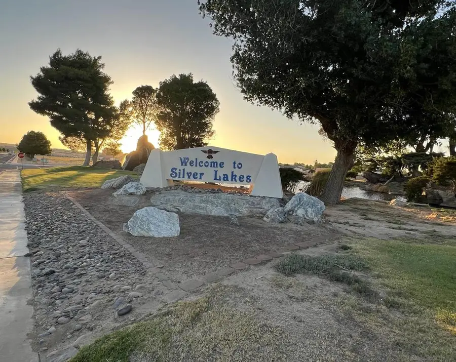 27539 Silver Lakes Parkway, Helendale, CA 92342 - Image #3