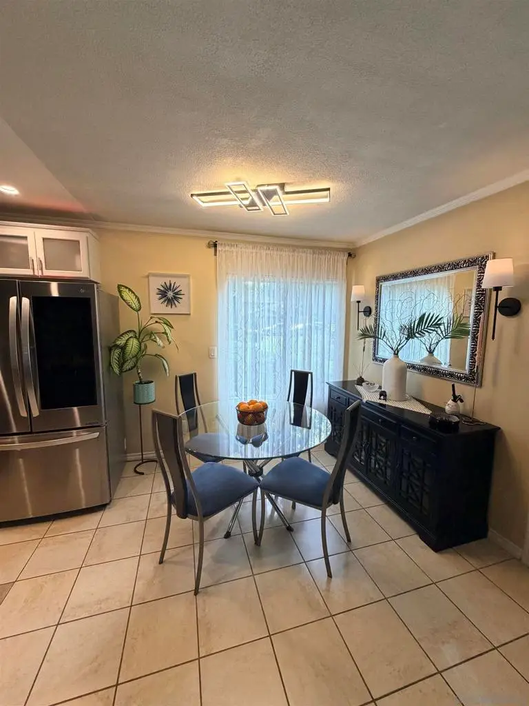 11020 Via Parma, San Diego, CA 92129 - Image #2