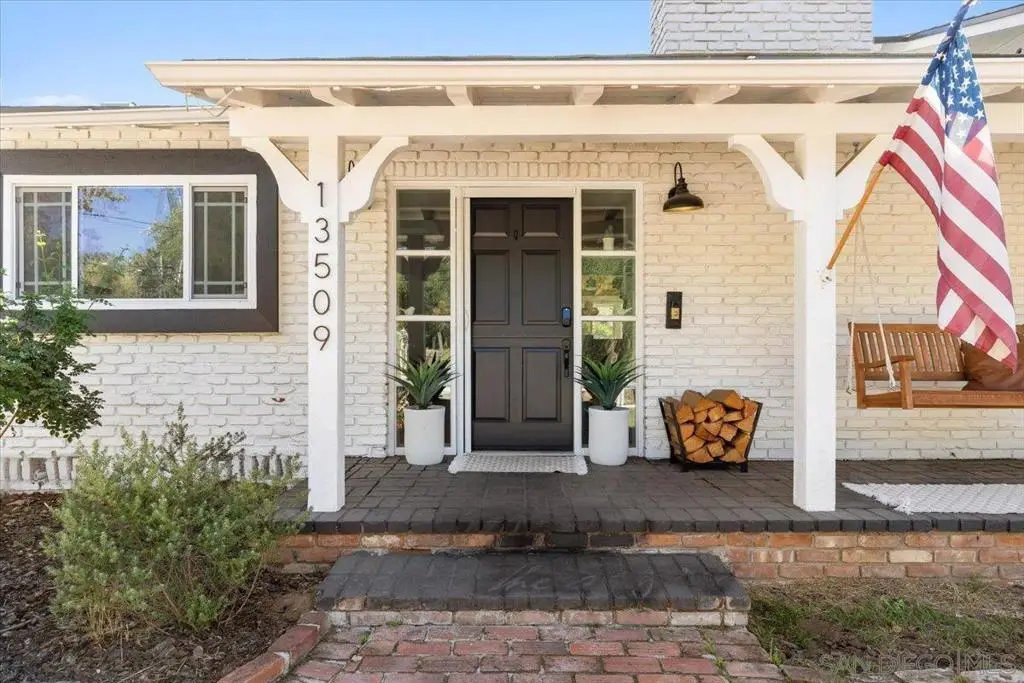 13509 E Lakeview Rd, Lakeside, CA 92040 - Image #1