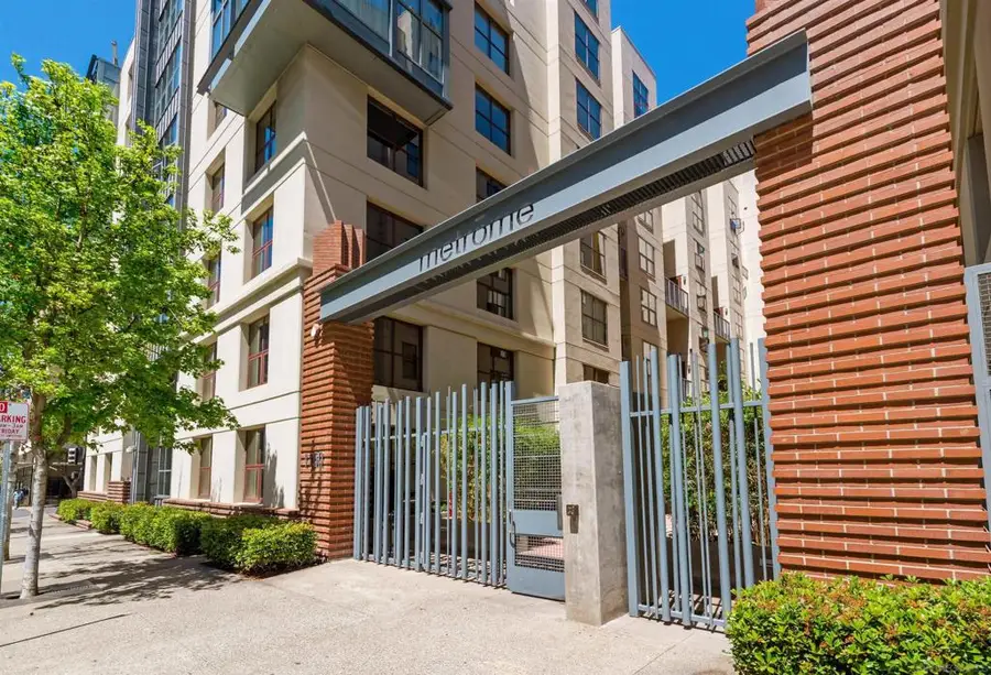 1150 J St #104, San Diego, CA 92101 - Image #2