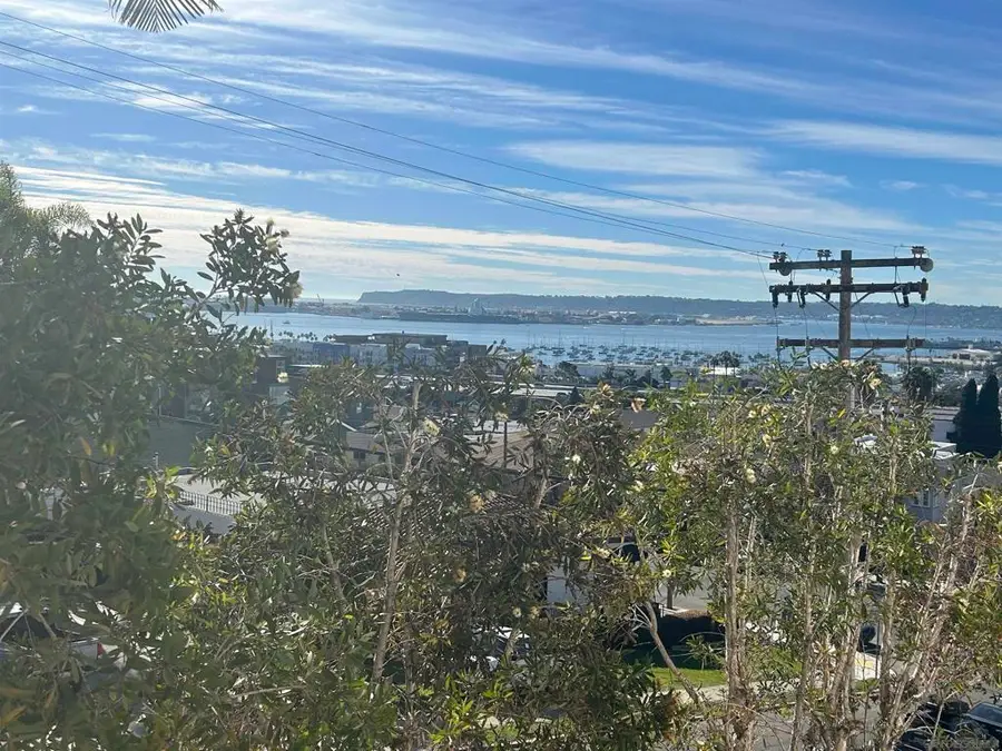 2410 Albatross St #9, San Diego, CA 92101 - Image #3