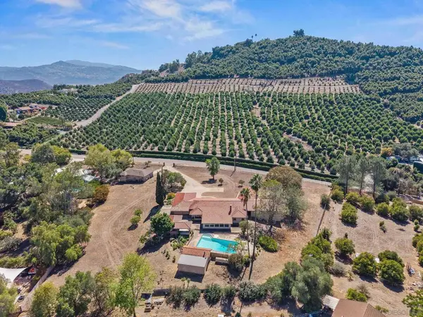 2652 54 Mountain View Dr, Escondido, CA 92027