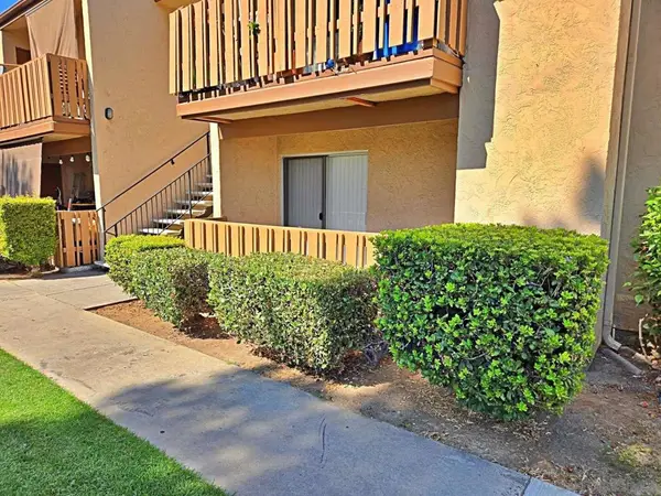 1051 Rock Springs Rd #137, Escondido, CA 92026