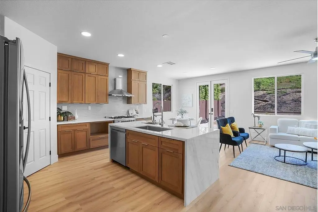 1120 Parkview Dr, Oceanside, CA 92057 - #1