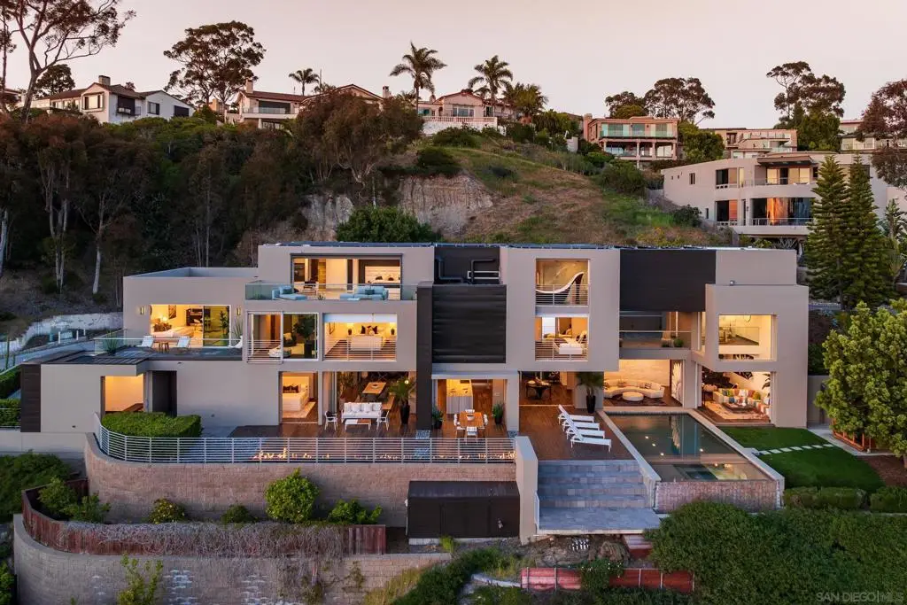 7232 Romero Dr, La Jolla, CA 92037 - Image #1