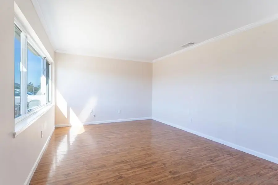 3112 Luna Ave, San Diego, CA 92117 - Image #3