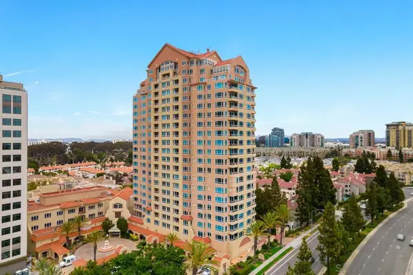 3890 Nobel Dr #302, San Diego, CA 92122