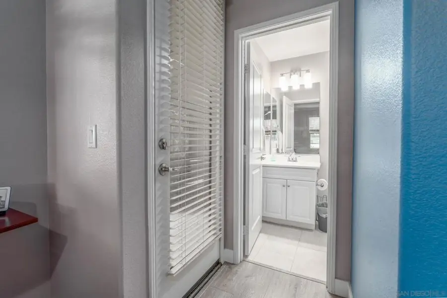 1883 Aquamarine Ct #7, Chula Vista, CA 91913 - Image #2