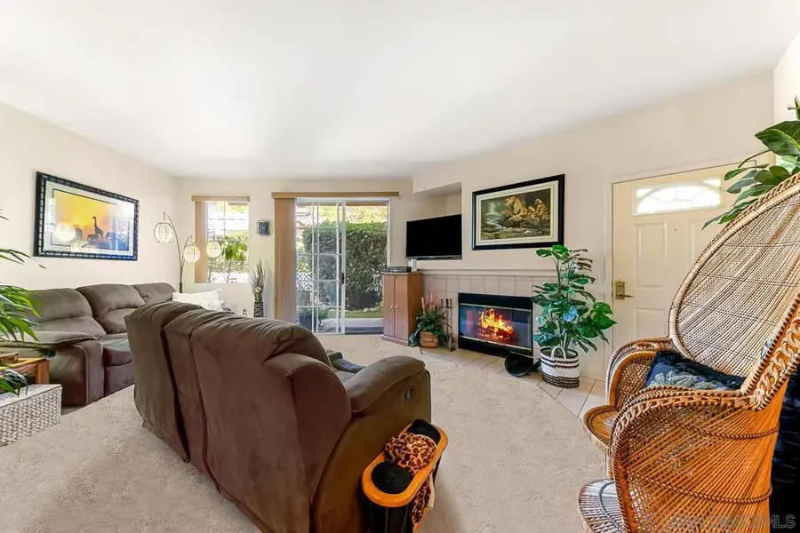 12061 Tivoli Park Row #3, San Diego, CA 92128 - Image #3