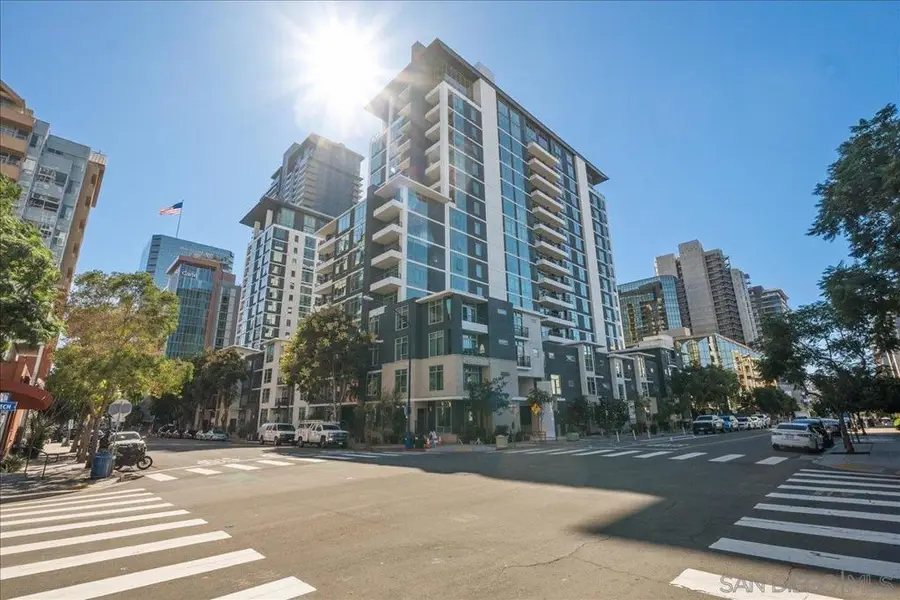 425 W Beech St #503, San Diego, CA 92101 - Image #2