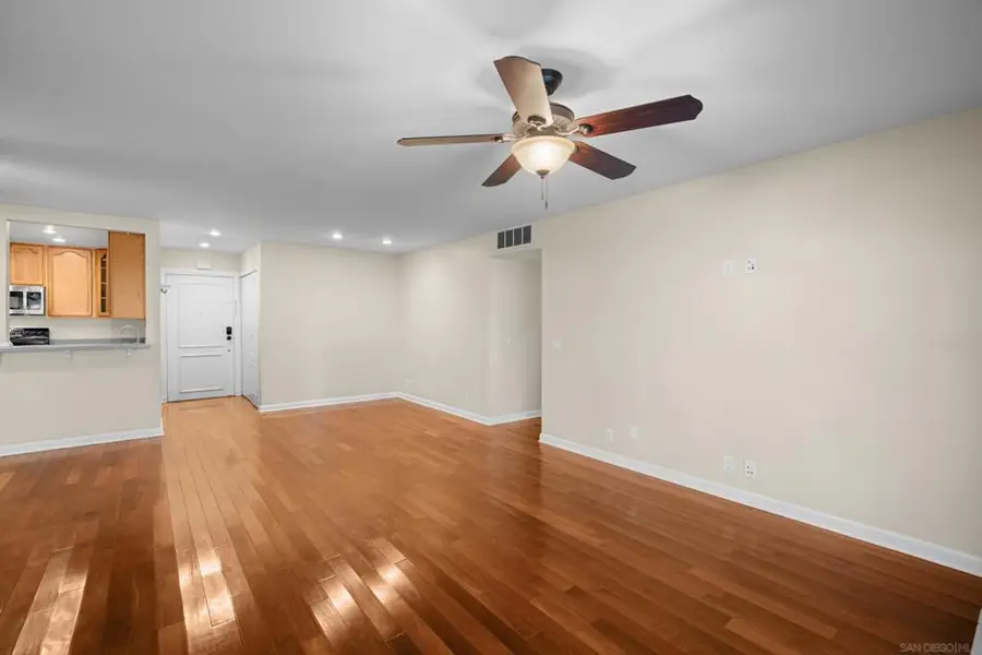 10425 Caminito Cuervo #216, San Diego, CA 92108 - Image #2