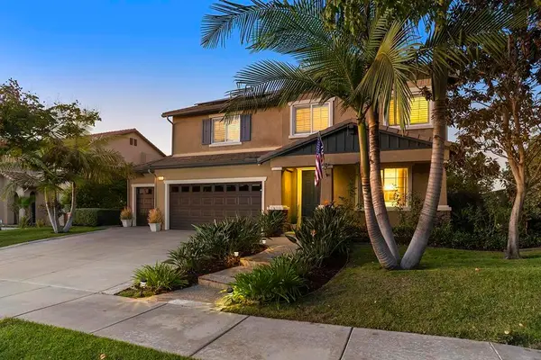 1045 Stratton Dr, Vista, CA 92083