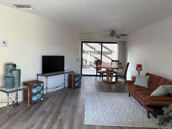 3823 Caminito Litoral #208, San Diego, CA 92107