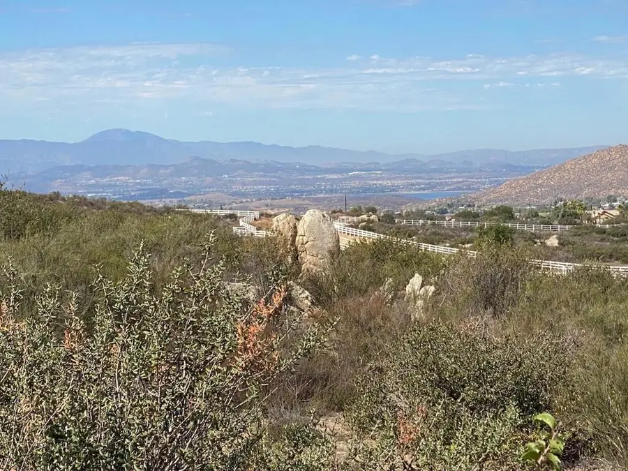 39470 Calle Rio Grande Trail, Temecula, CA 92592 - Image #2