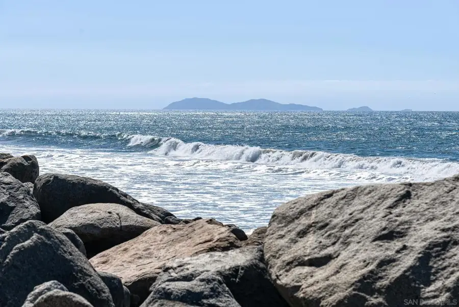 1680 Seacoast Drive #D, Imperial Beach, CA 91932 - Image #3