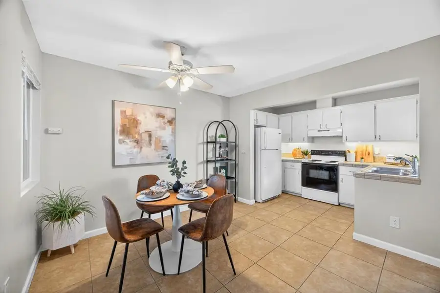 3290 Ashford St #Unit E, San Diego, CA 92111 - Image #3