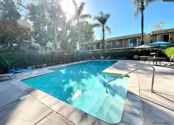 9860 Dale Ave #A12, Spring Valley, CA 91977