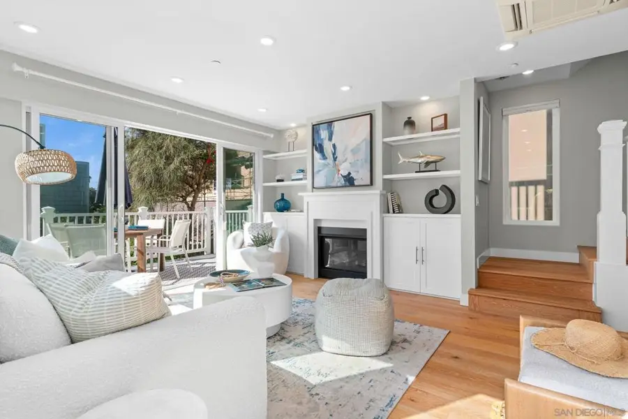 4954 Saratoga Ave, San Diego, CA 92107 - Image #2