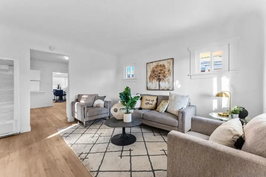 4376 Myrtle Ave, San Diego, CA 92105 - Image #2