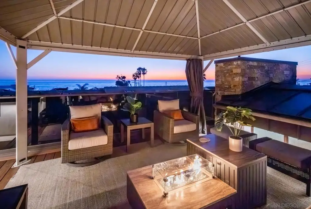 187 Cherry Ave, Carlsbad, CA 92008 - Image #1