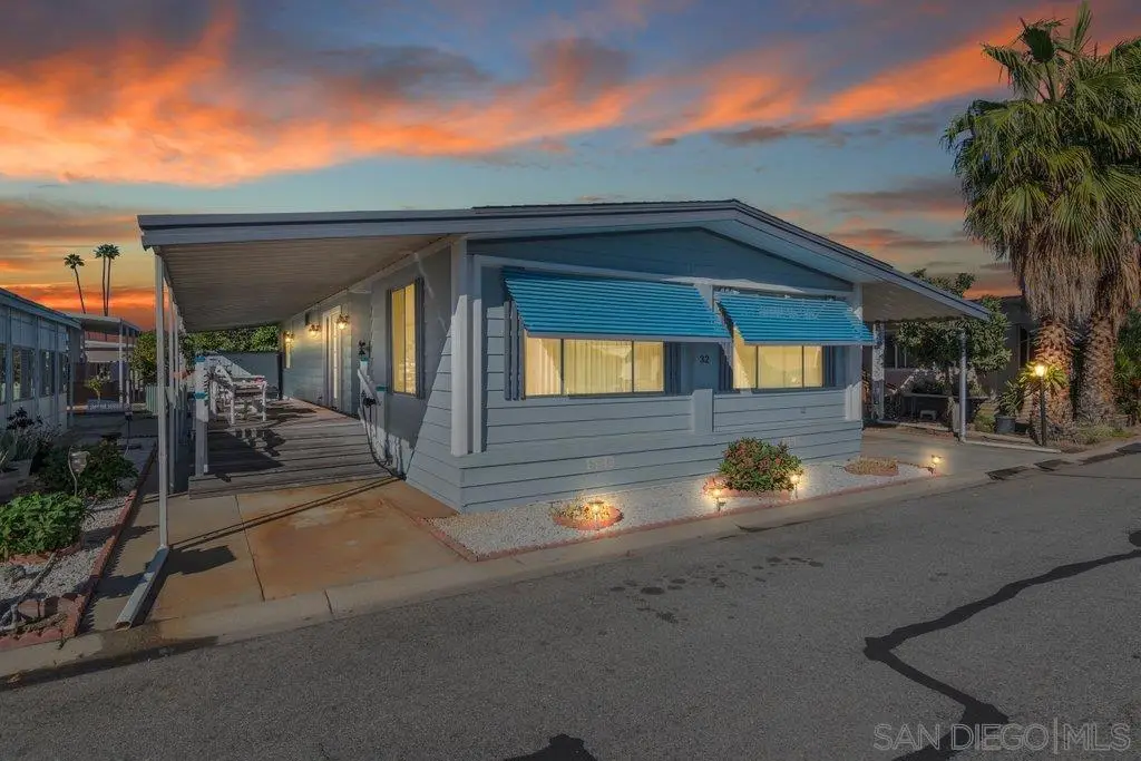 5001 W Florida Avenue #32, Hemet, CA 92545 - #1