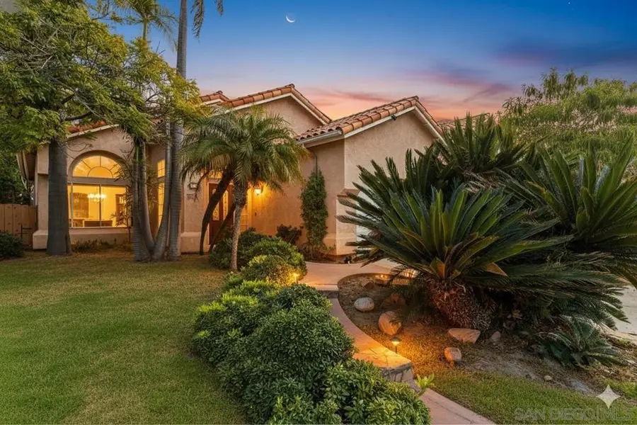 1672 Olympus Loop Dr, Vista, CA 92081 - Image #2