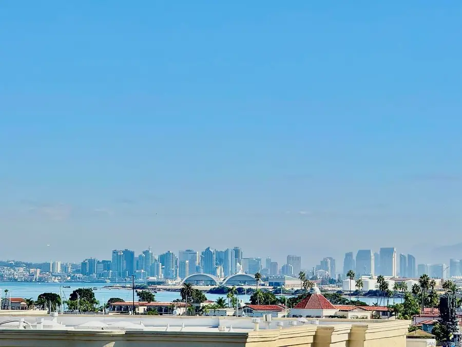 370 Rosecrans St #302, San Diego, CA 92106 - Image #2