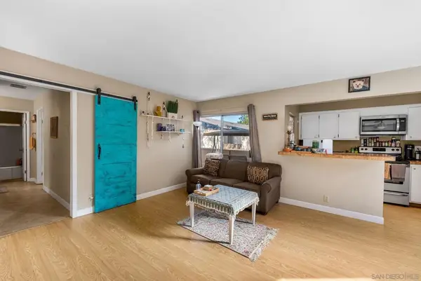 1307 Caminito Gabaldon #H, San Diego, CA 92108