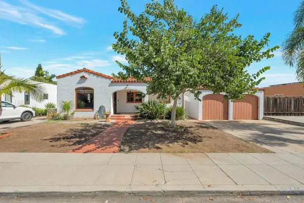 4817 Biona Dr, San Diego, CA 92116