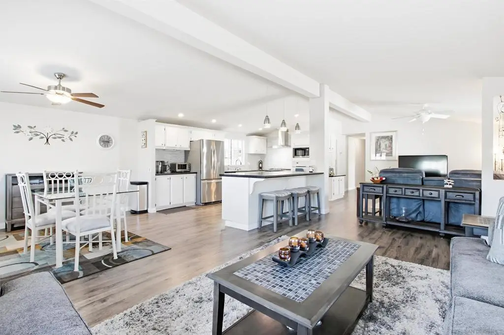 1723 Kiwi Gln, Escondido, CA 92026 - Image #1