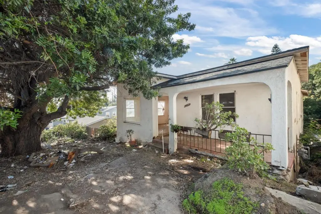 2240 42 El Prado Avenue, Lemon Grove, CA 91945 - Image #1