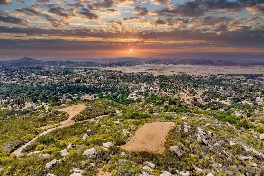 16303 Via Penasco, Ramona, Ca 92065, Ramona, CA 92065 - Image #2