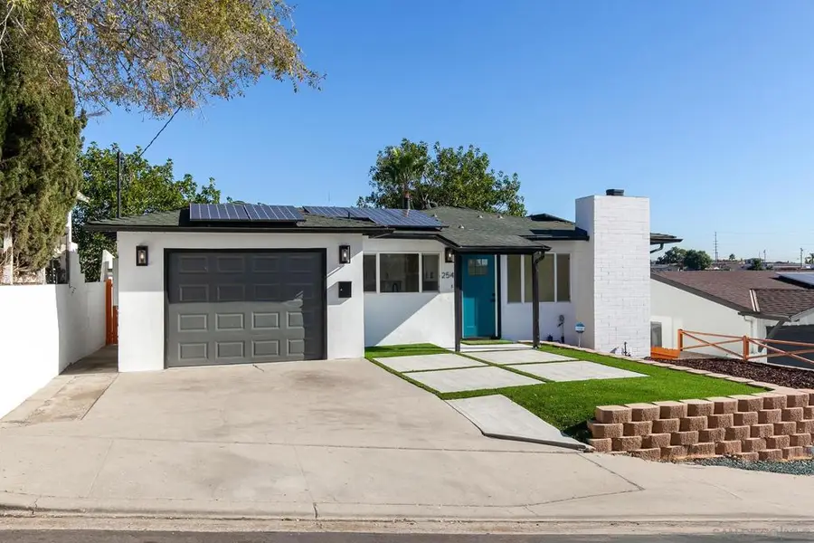 2549 Roseview Pl, San Diego, CA 92105 - Image #2