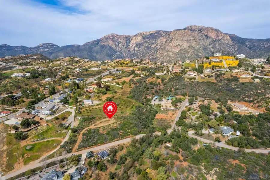 15634 Broad Oaks Rd, El Cajon, CA 92021 - #3