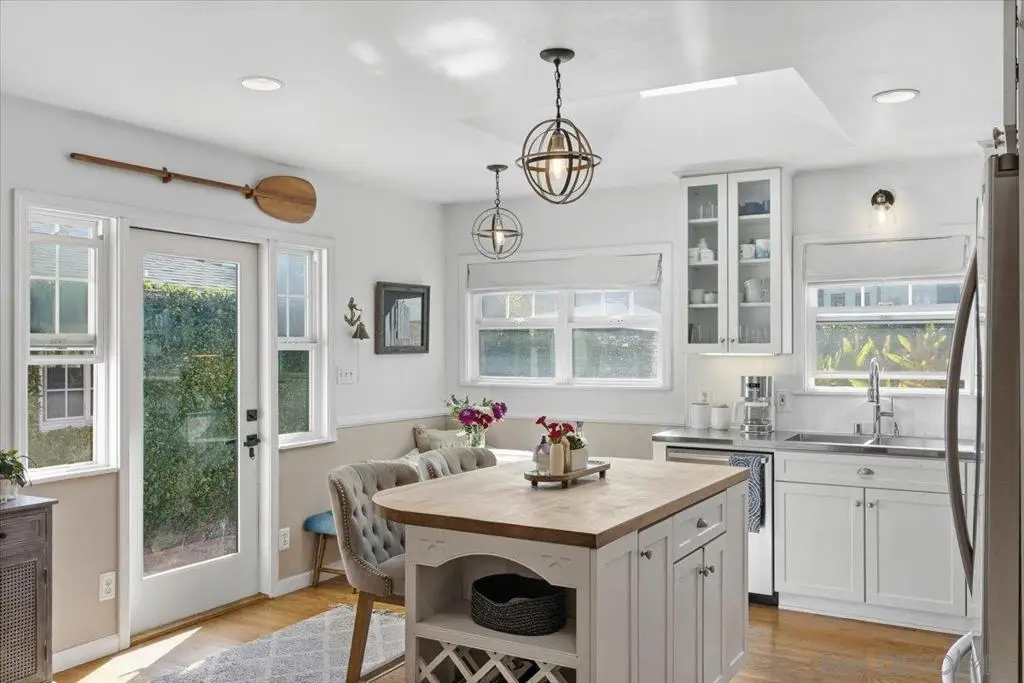 903 Moana Dr, San Diego, CA 92106 - #1